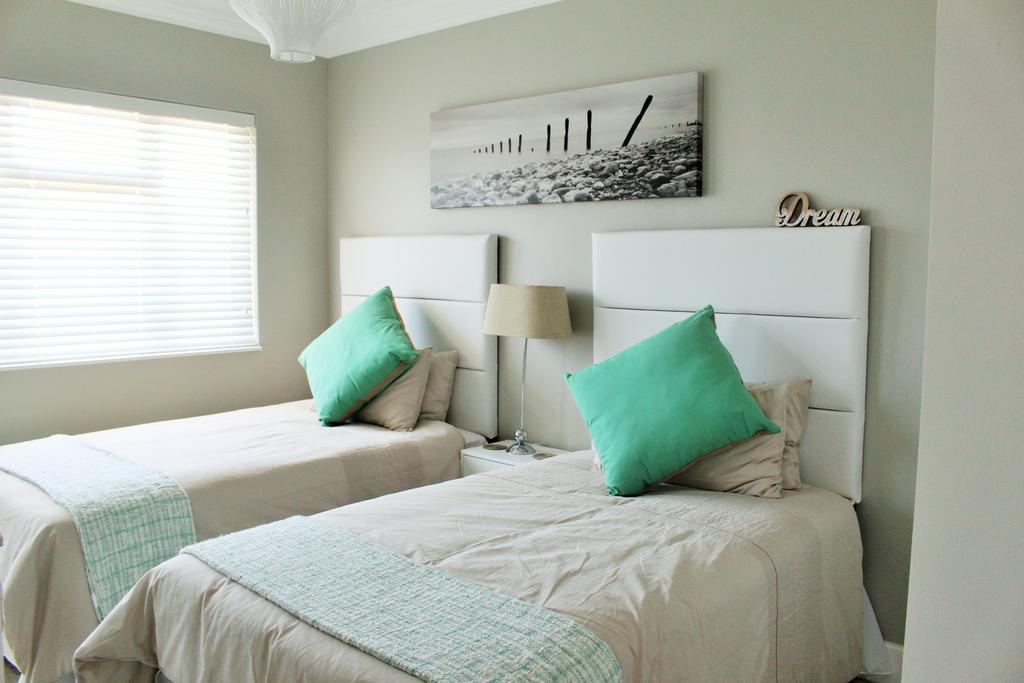 Blouberg Beachfront Apartment Bloubergstrand Szoba fotó